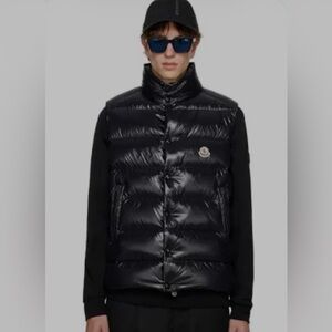 Worn Once Like New Moncler Black Puffy Down Quilted Vest Men’s 6